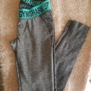 *SOLD* Gymshark Flex Charcoal Marl Turquoise S